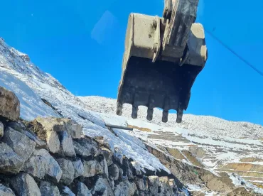 Mustafa Kemalpaşa Kiralık Kepçe